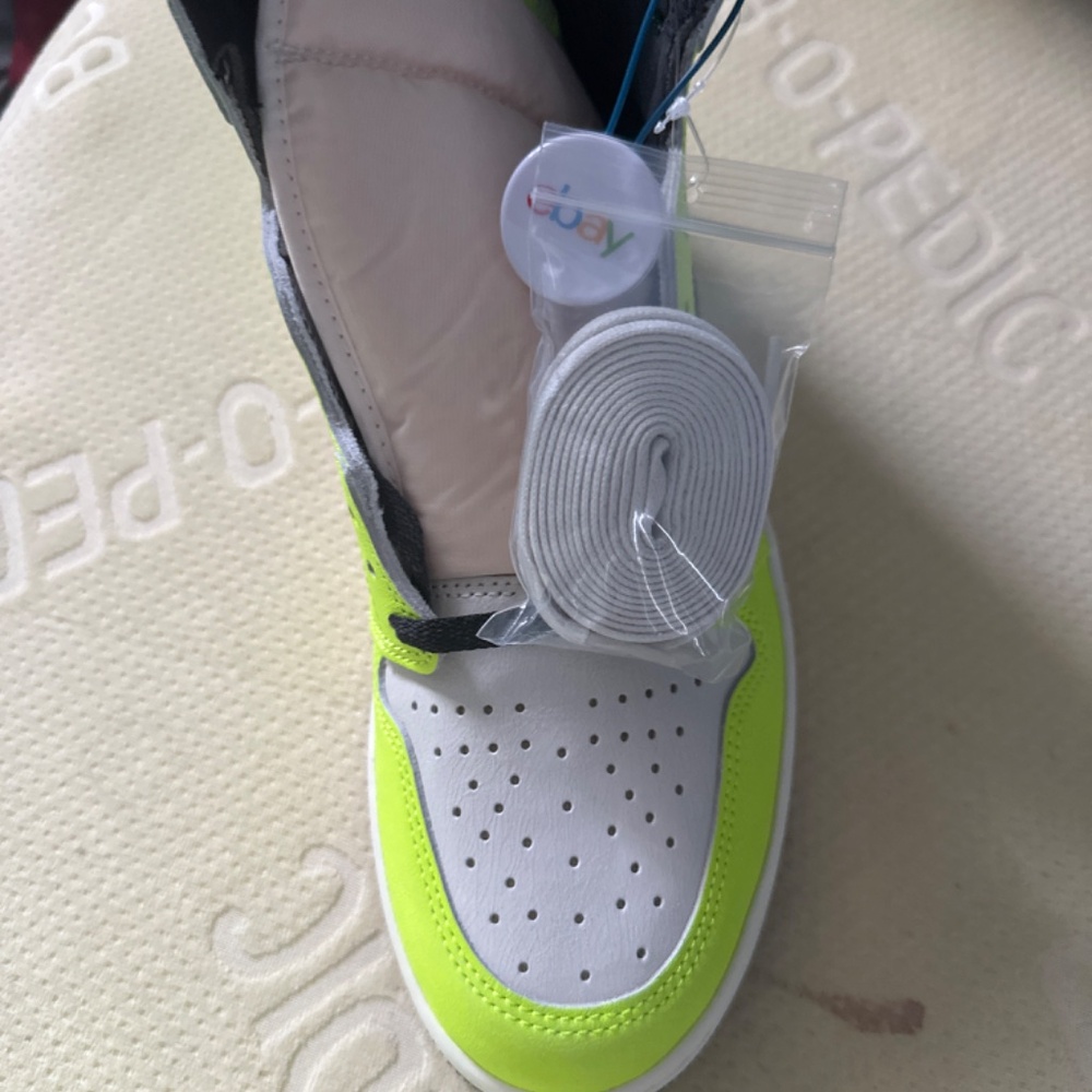 Jordan 1 - Picture 3 of 5